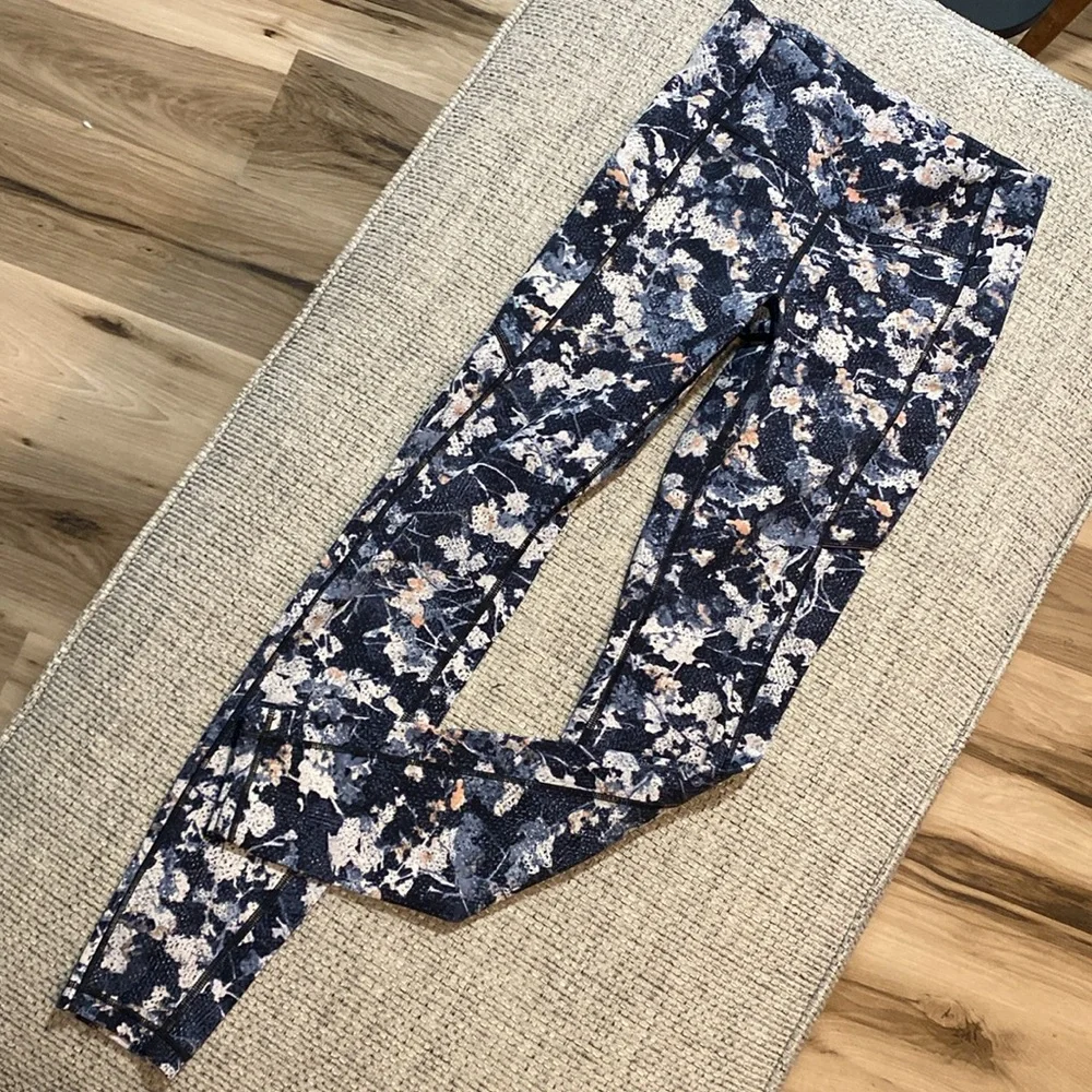 Lululemon Speed Up Tight High-Rise Full-On Luxtreme 28” Spring‎ Bloom Multi s4